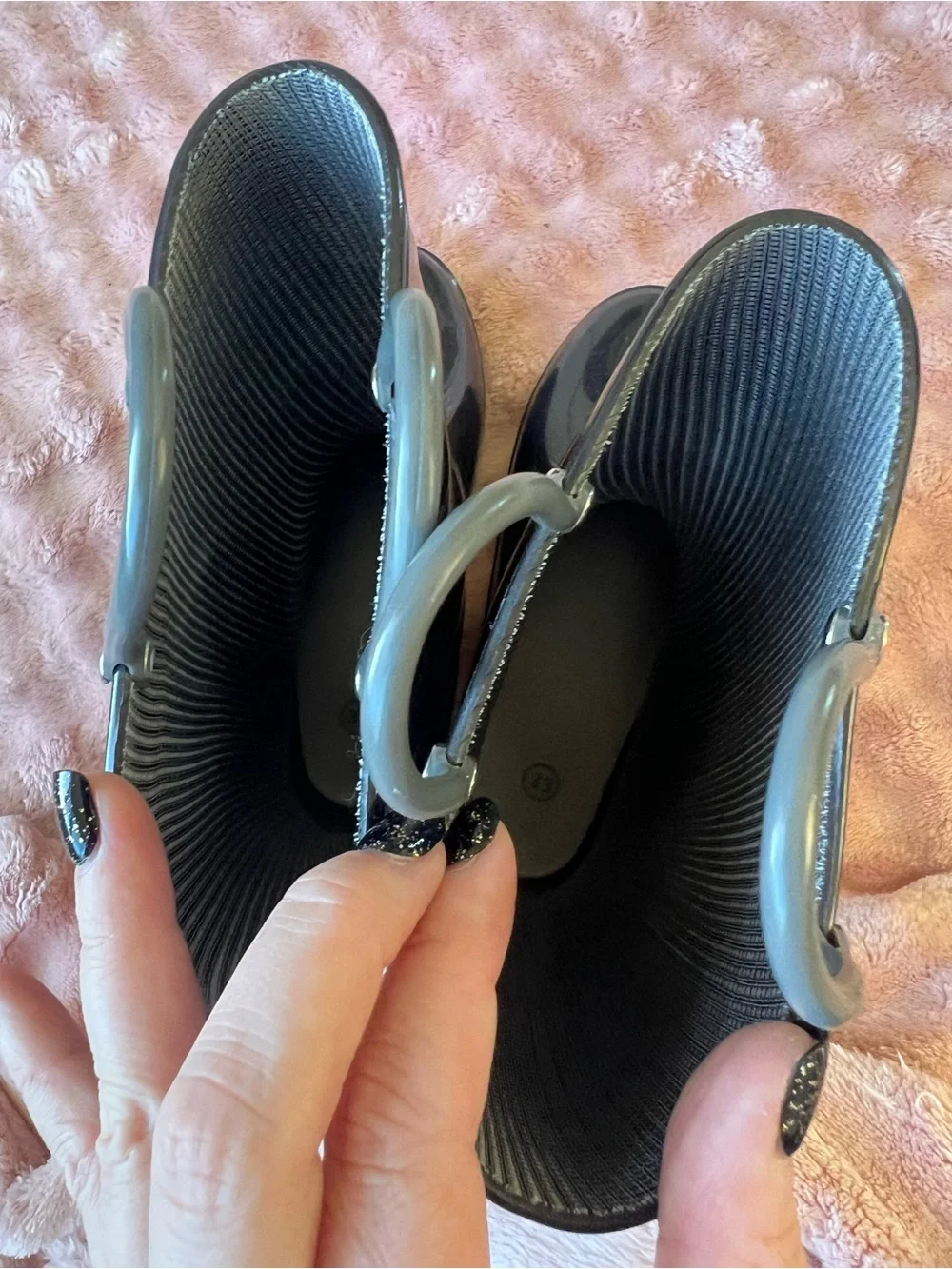 Nearly New Size 3 Kids Black Mid Rise Rain Boots